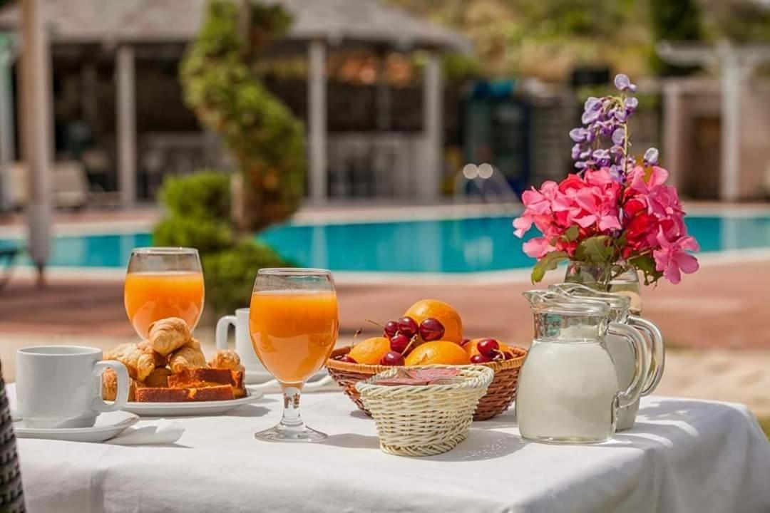 Thalassa Hotel & Spa Paleros Buitenkant foto
