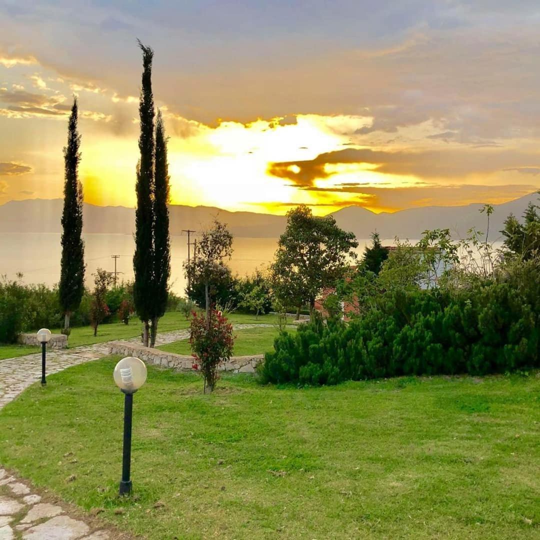 Thalassa Hotel & Spa Paleros Buitenkant foto