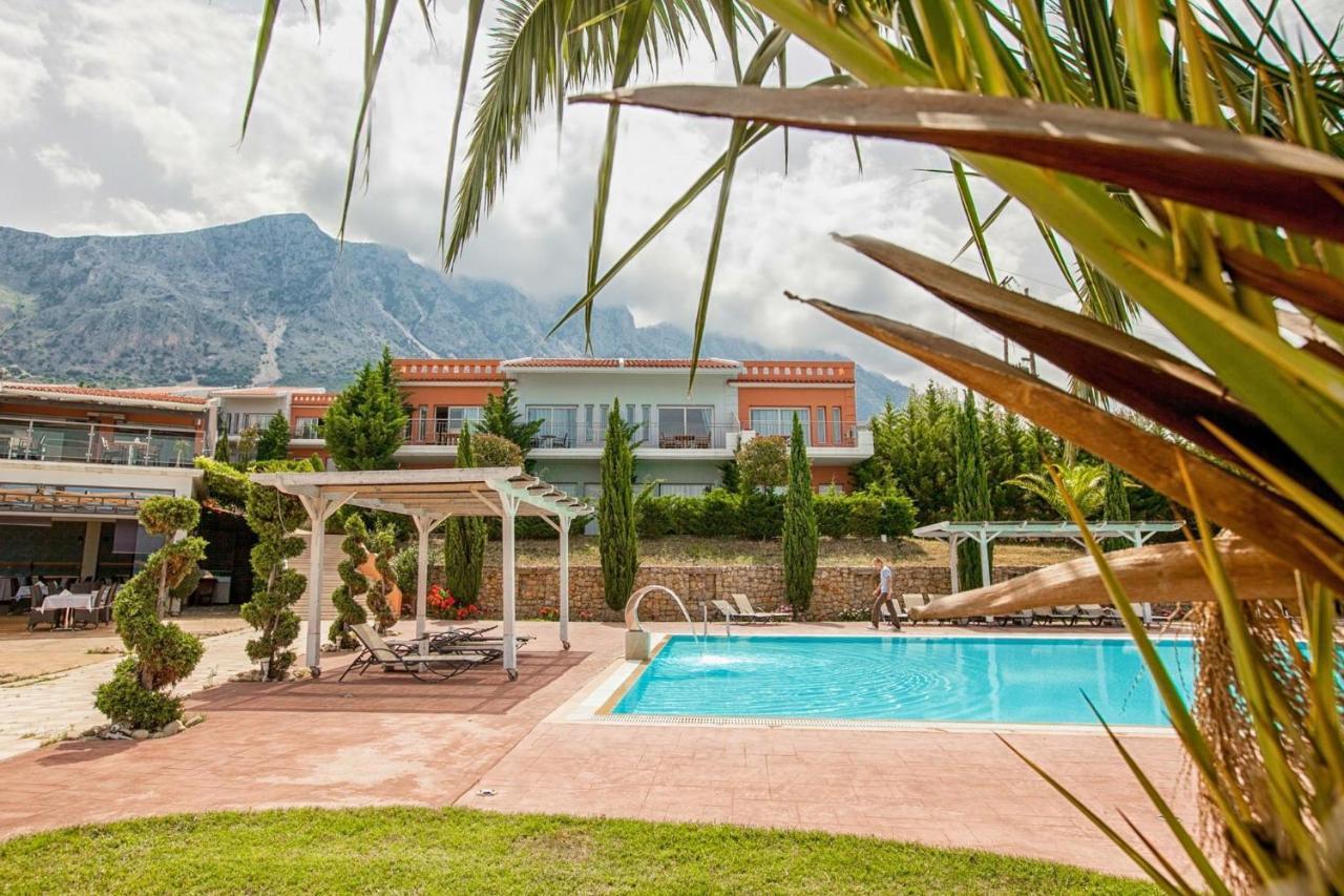 Thalassa Hotel & Spa Paleros Buitenkant foto