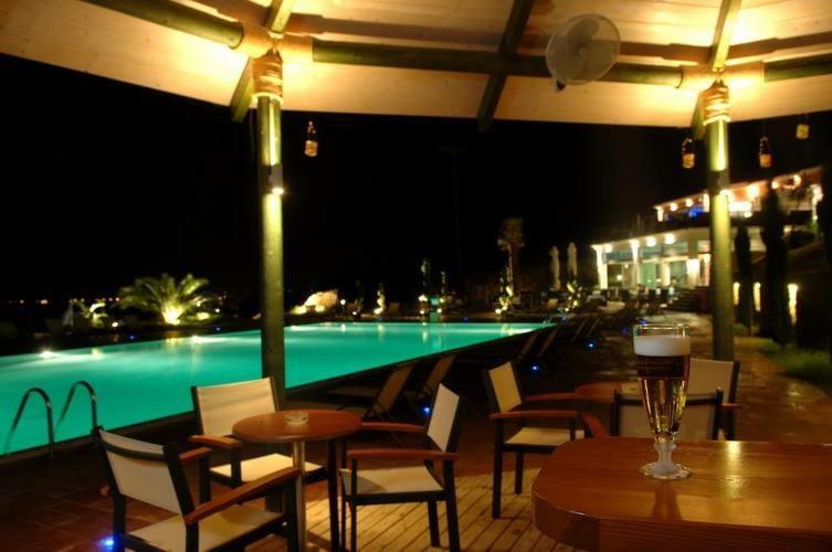 Thalassa Hotel & Spa Paleros Buitenkant foto